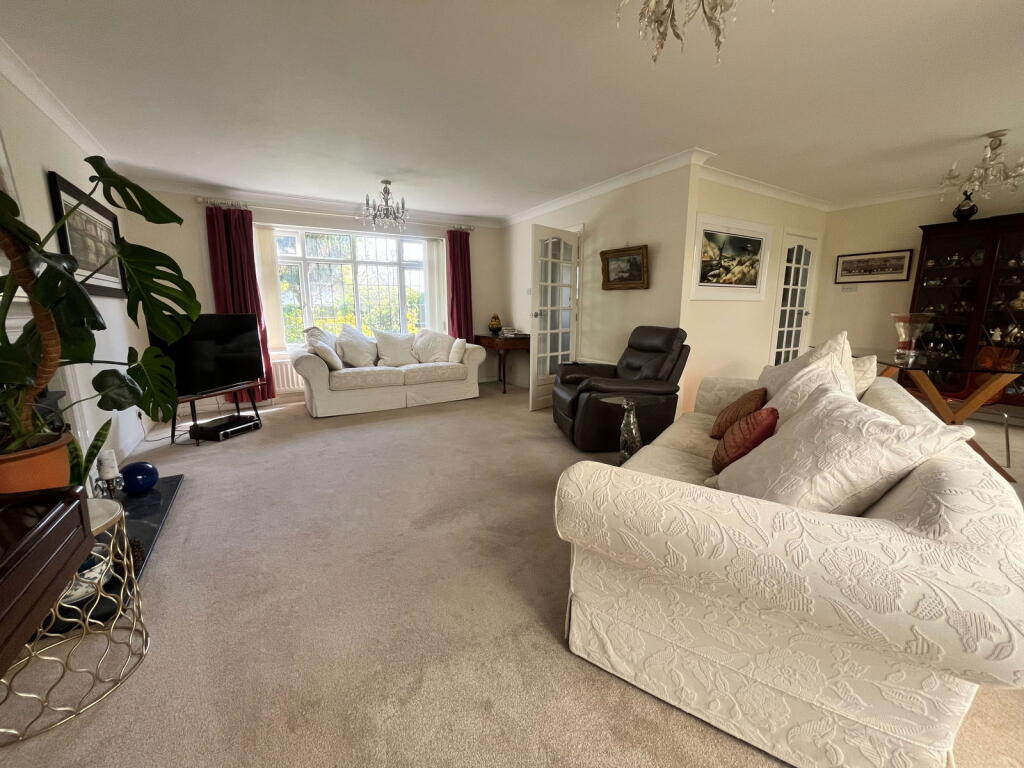 Additional image 31 of Oval Waye, South Ferring, West Sussex, BN12