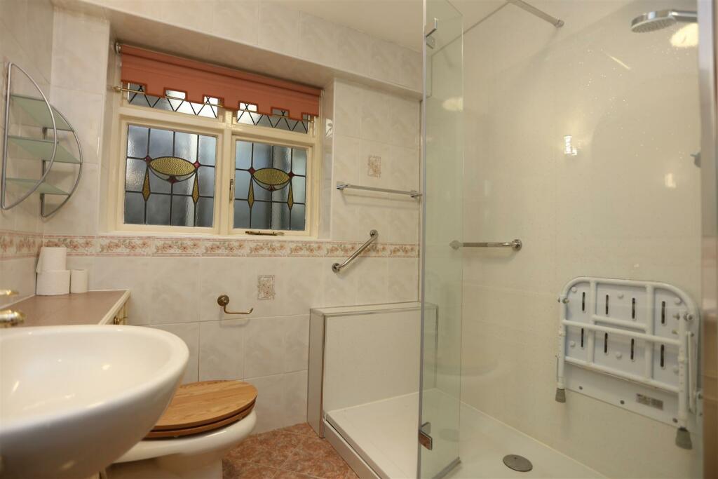 Additional image 20 of Crescent Drive South, Brighton