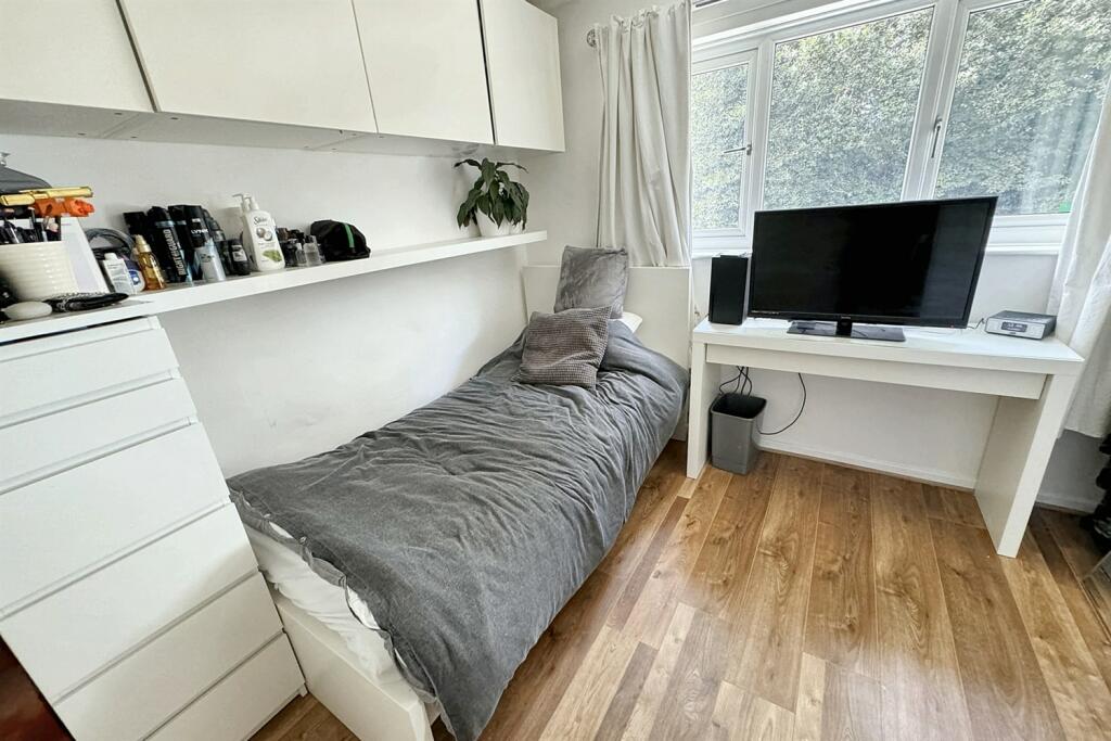 Additional image 11 of Merley