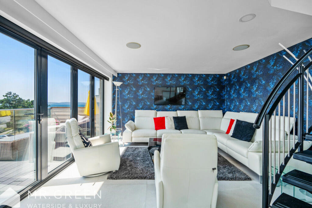 Additional image 12 of Boscombe Overcliff Drive, Dorset, BH5 2DW