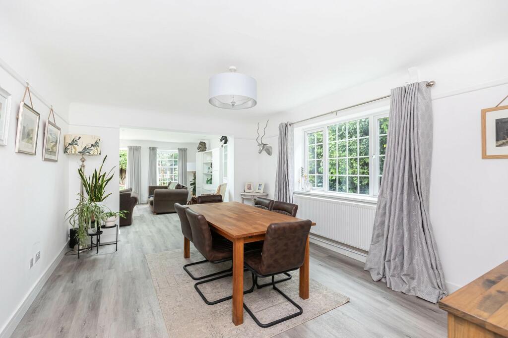 Additional image 22 of Lyon Avenue, New Milton, Hampshire. BH25 6AP