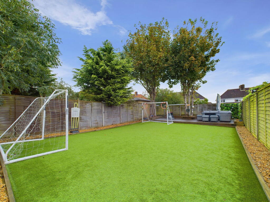 Additional image 15 of Morland Avenue, Worthing, BN14 8PX