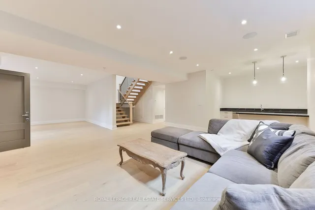 Additional image 28 of 1483 Briarwood Cres