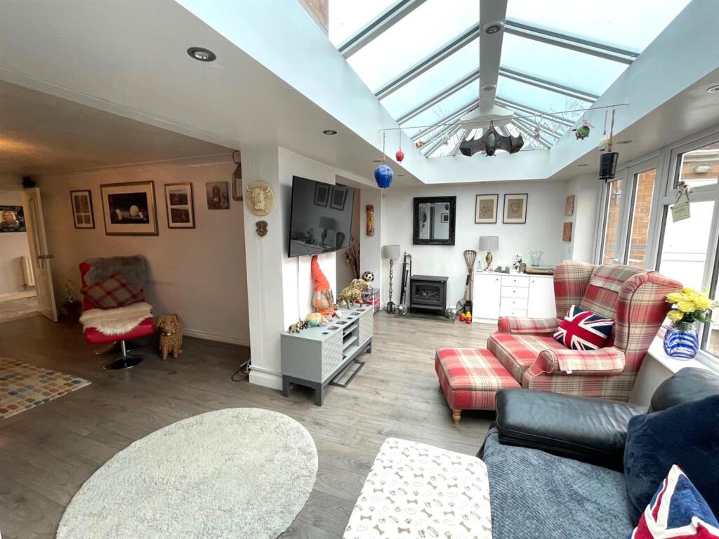 Additional image 12 of Bramford Close, Westhoughton, Bolton