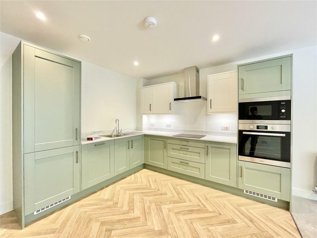 Additional image 15 of Lymington Road, Highcliffe On Sea, Christchurch, Dorset, BH23