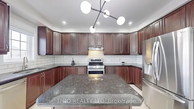 Additional image 8 of 36 Yarmouth St