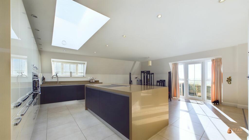 Additional image 3 of Marine Parade, Worthing, BN11