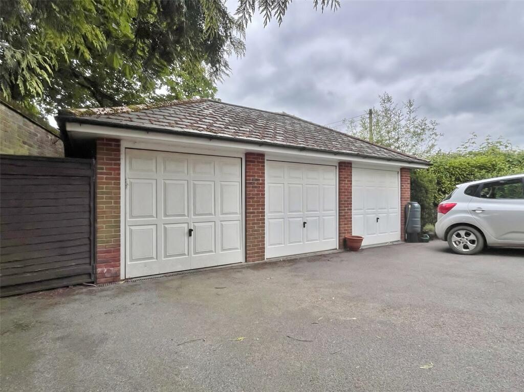 Additional image 12 of Dewlands Way, Verwood, Dorset, BH31
