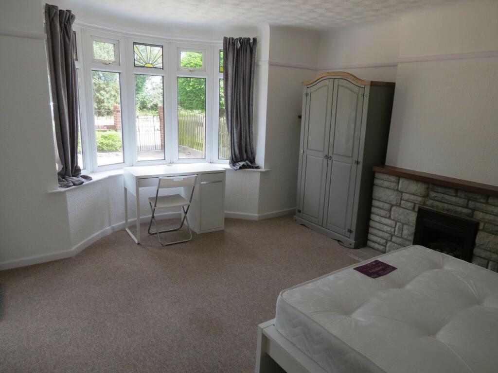 Additional image 8 of 6 bedroom Detached House in Wallisdown