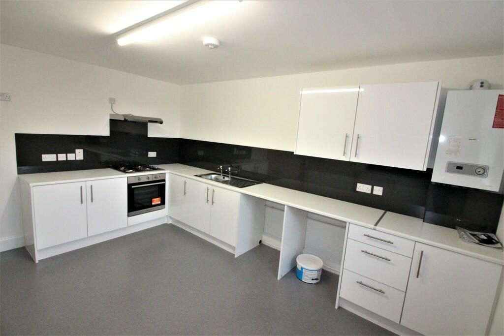 Additional image 3 of 16 Southbourne Grove, Bournemouth, Dorset