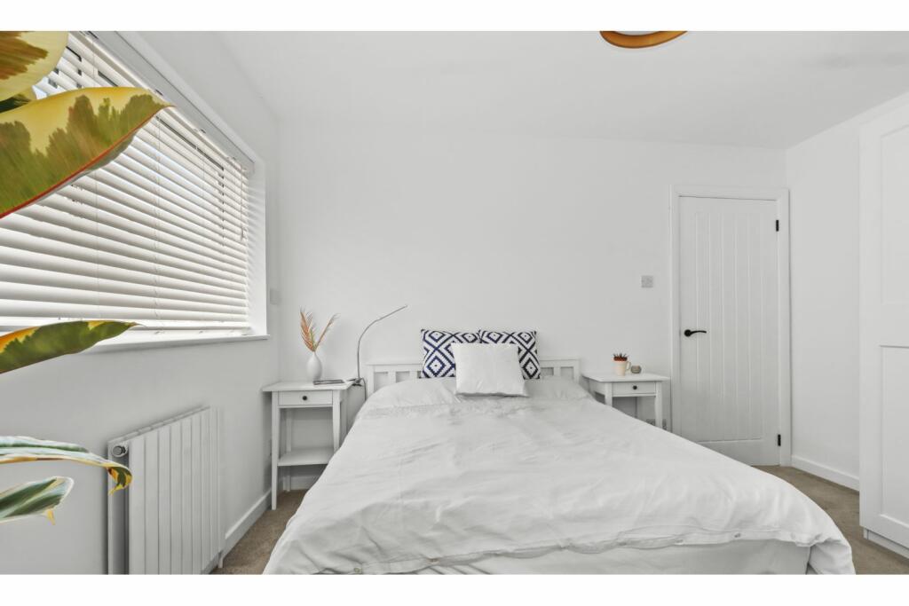 Additional image 20 of Summerfields Avenue, Hailsham, BN27