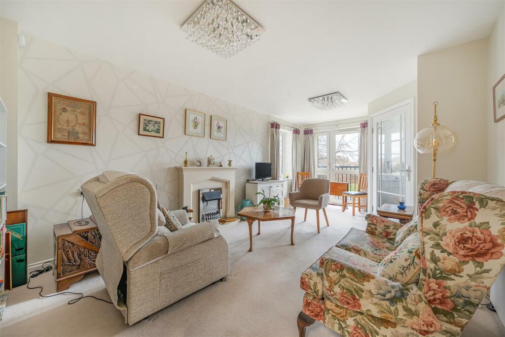 Additional image 5 of Hale Lodge, Littlehampton