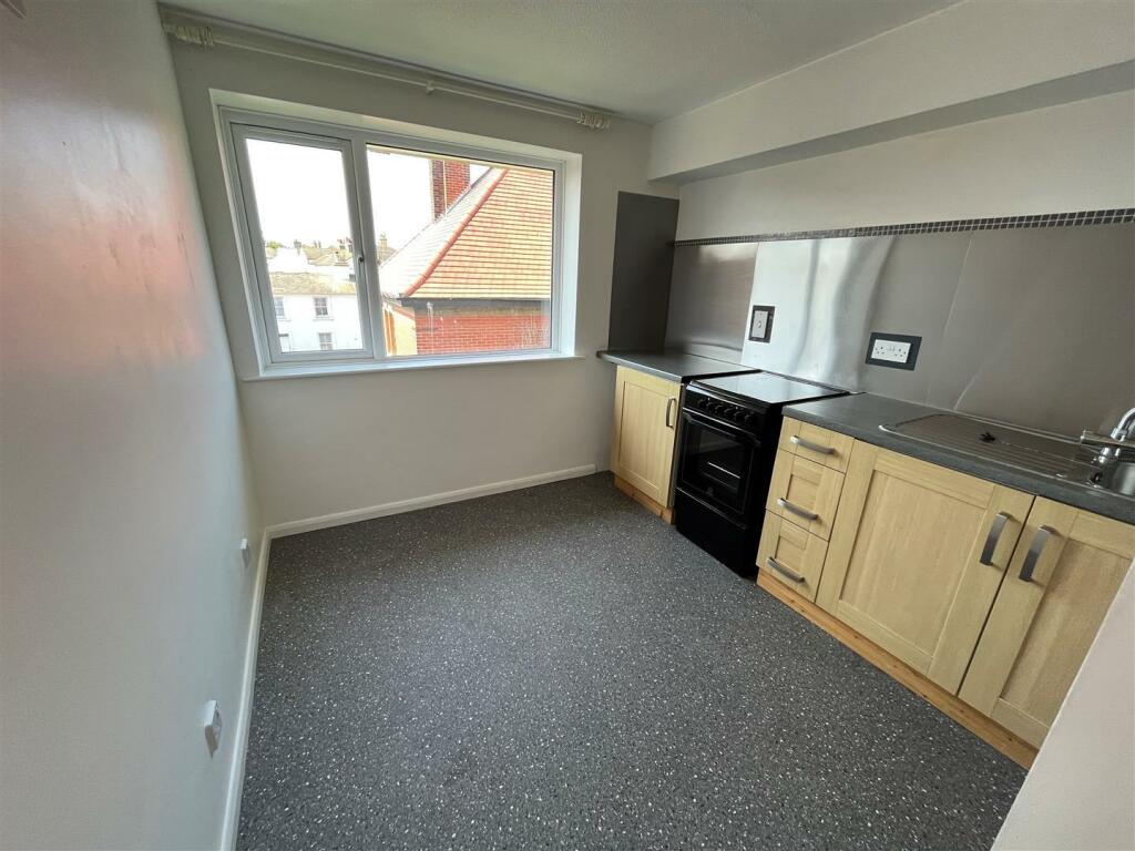 Additional image 3 of St. Winefrides Road, Littlehampton