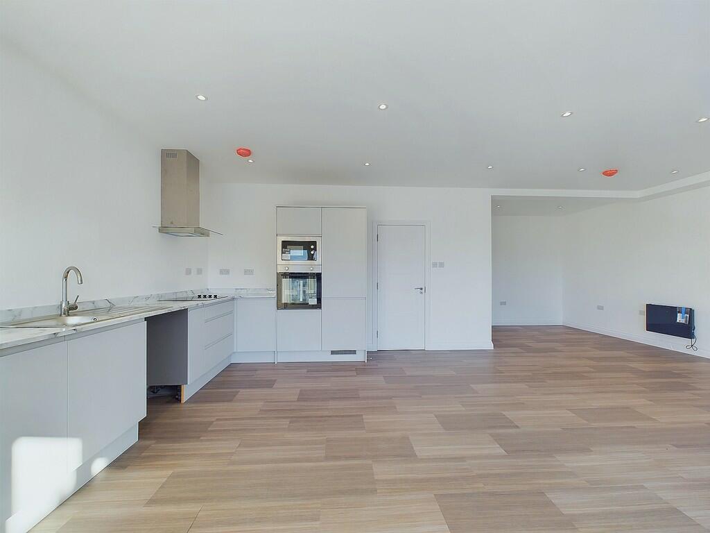 Additional image 3 of Oceanview Heights, Montague Place, Worthing, BN11 3FU