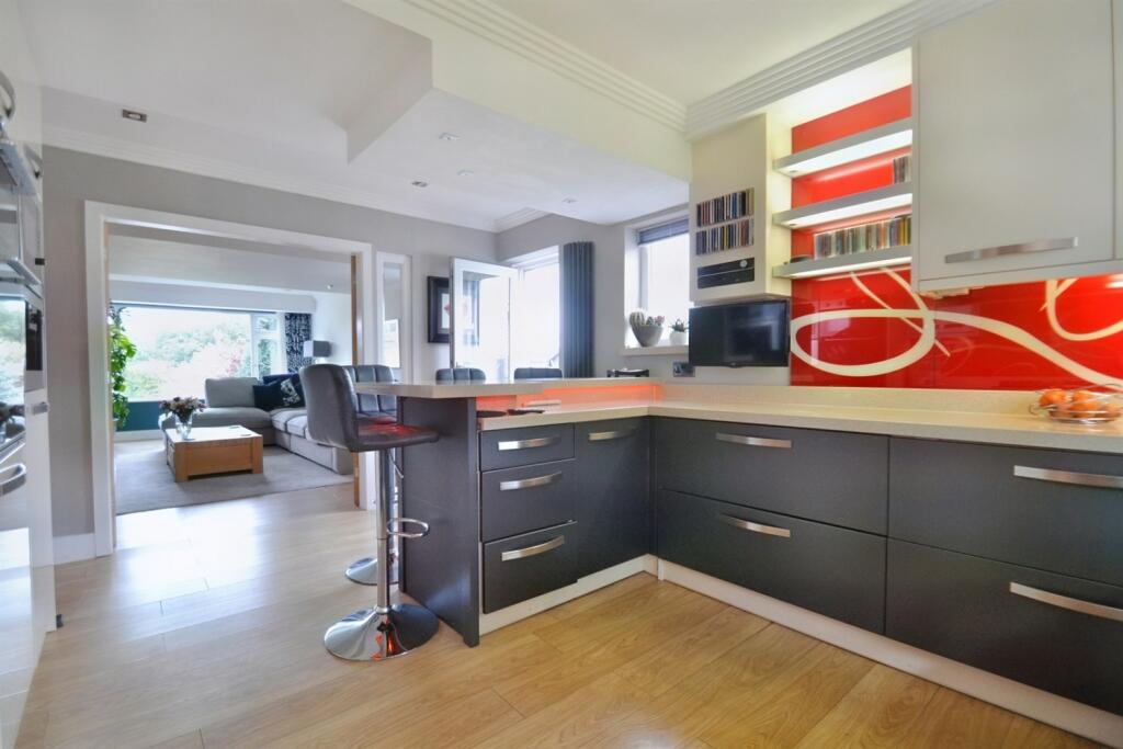 Additional image 12 of Broadstone