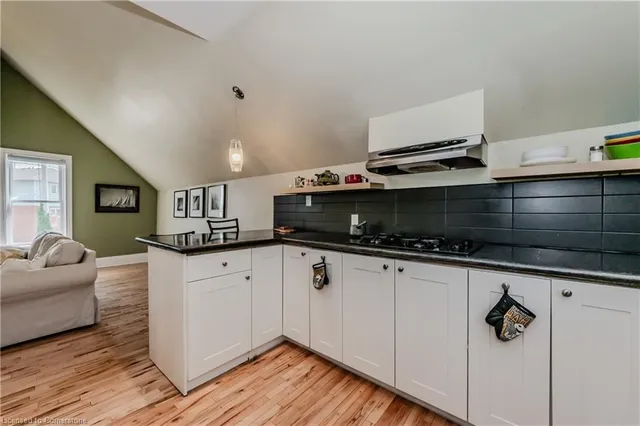 Additional image 16 of 111 Lancaster St