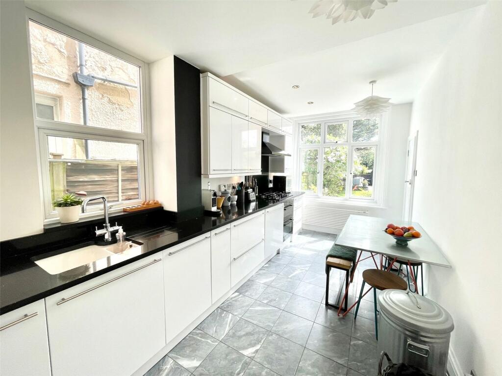 Additional image 5 of St Philips Avenue, Roselands, Eastbourne, BN22