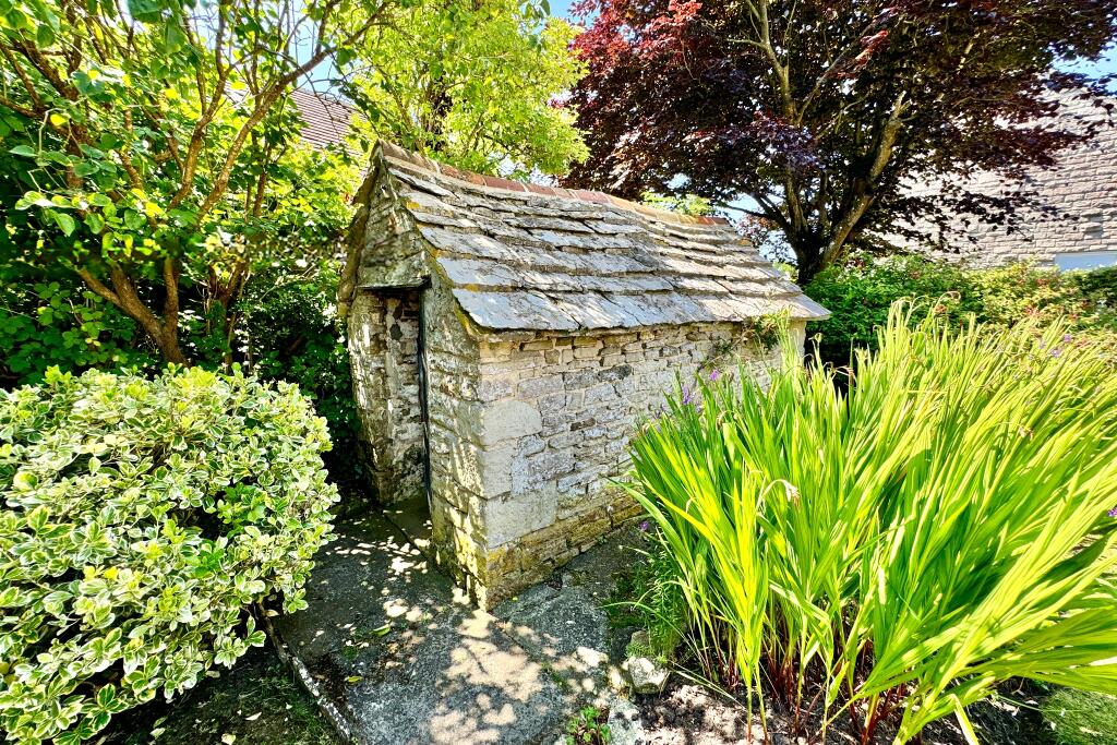 Additional image 18 of WORTH MATRAVERS