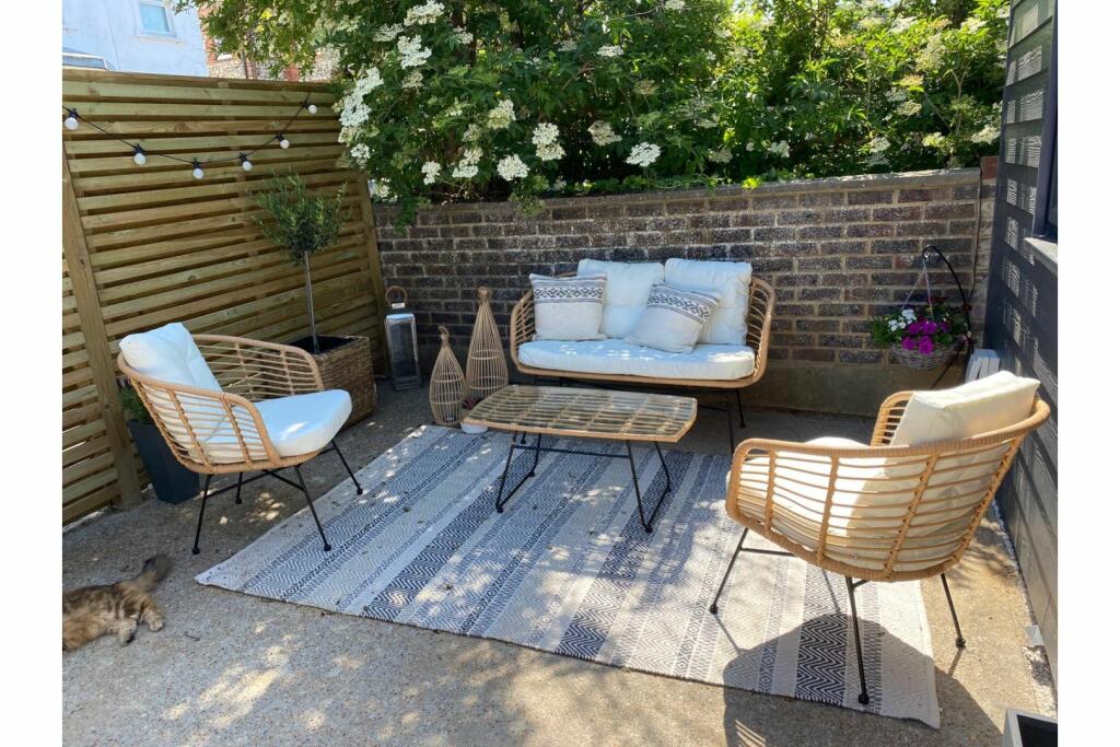 Additional image 34 of Upwick Road, Eastbourne, BN20