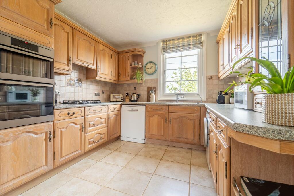 Additional image 4 of Ossemsley, Christchurch, BH23