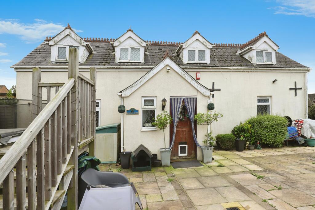Primary image of Oak Road, New Milton, BH25