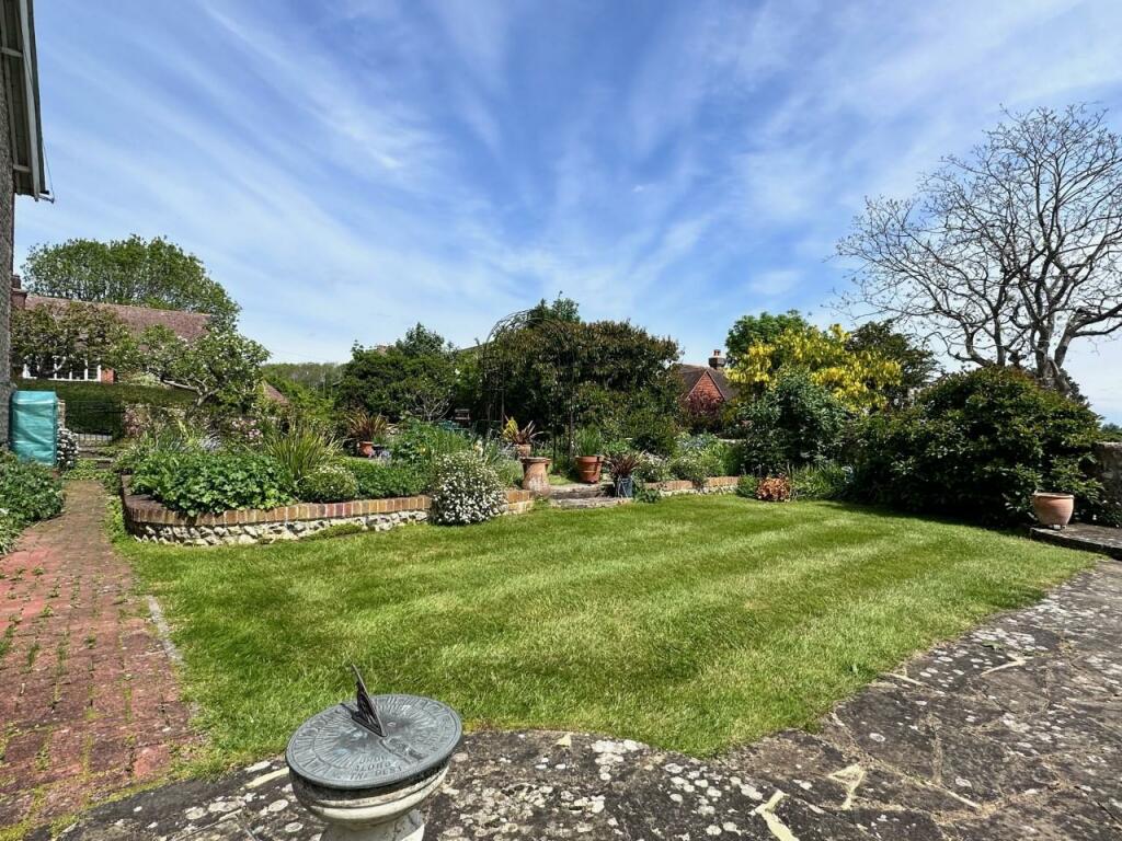 Additional image 20 of Manor Way, Ratton, Eastbourne
