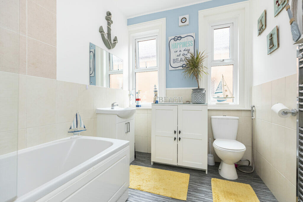 Additional image 14 of Madison Avenue, Bournemouth, BH1 4NU