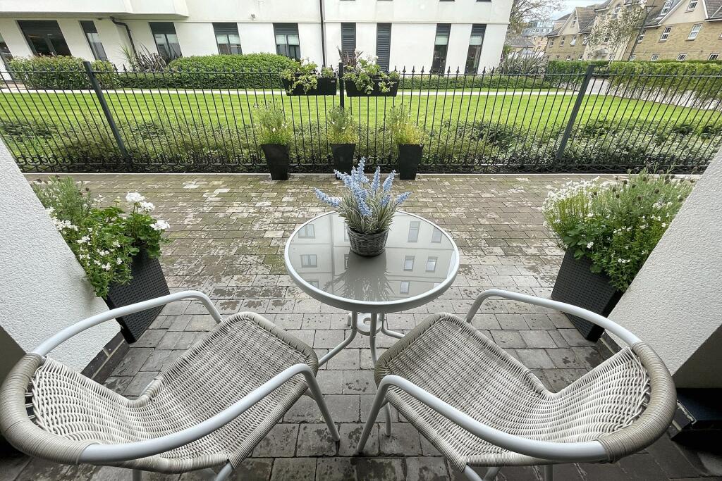 Additional image 19 of West Cliff