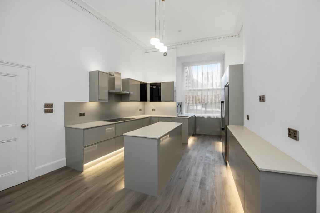Additional image 2 of Adelaide Crescent, Hove, BN3