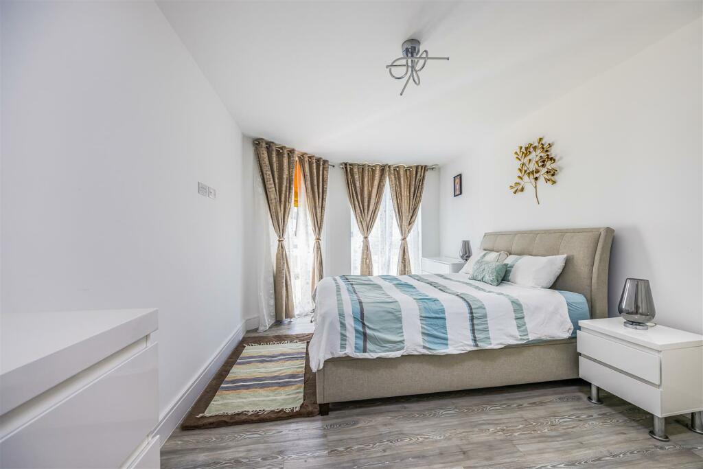 Additional image 13 of West Cliff Road, Bournemouth