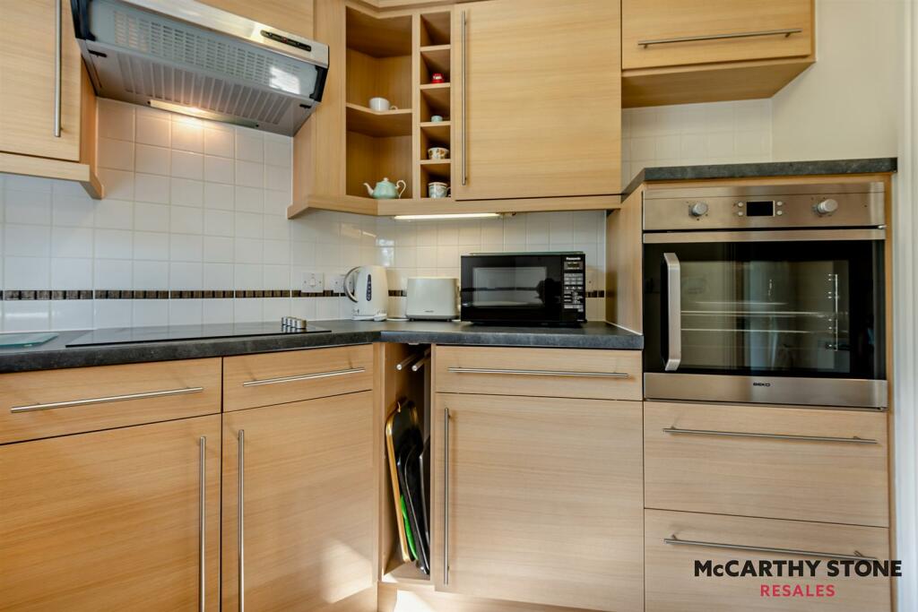 Additional image 5 of Cherrett Court, Ringwood Road, Ferndown, BH22 9FE