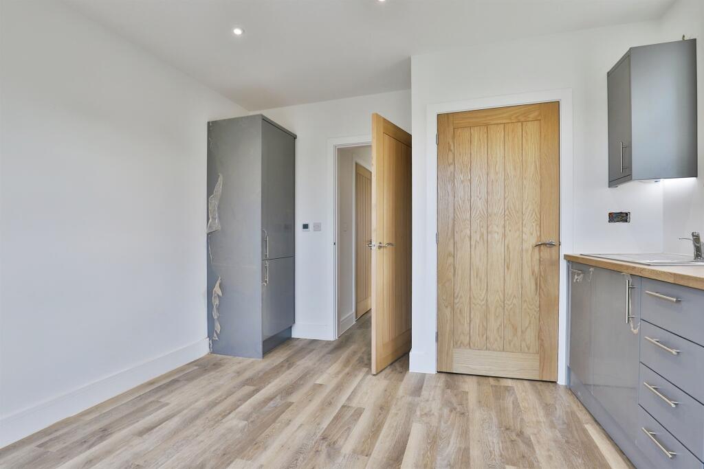 Additional image 11 of Evelyn Road, Bournemouth