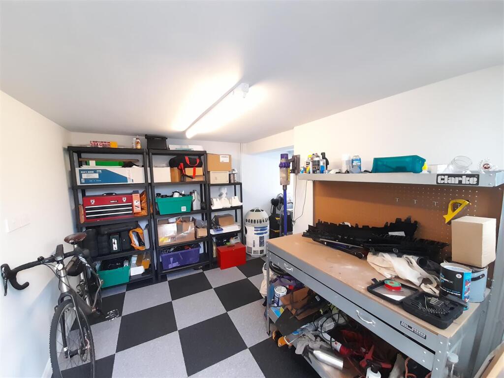 Additional image 22 of London Road, Fontwell