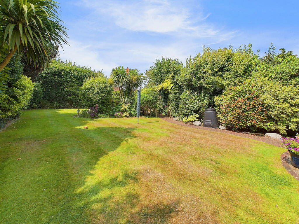 Additional image 24 of Windlesham Gardens, Shoreham-by-sea, West Sussex, BN43 5AD
