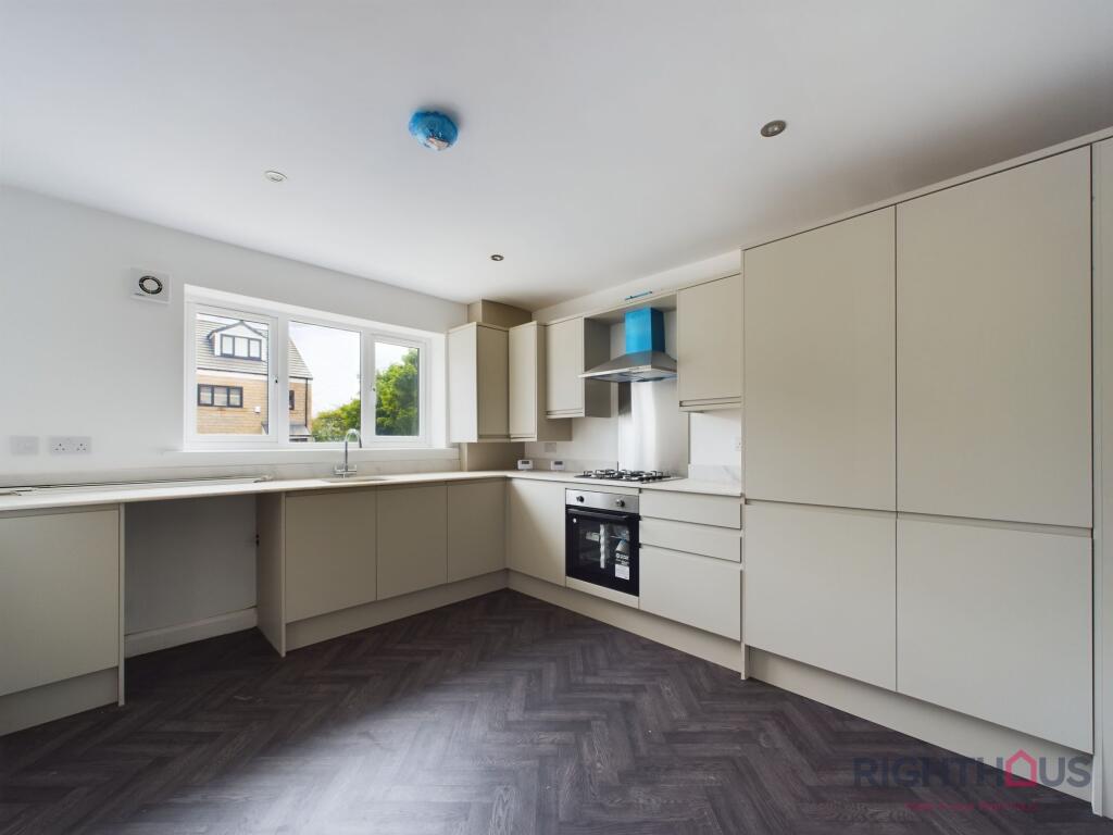 Additional image 10 of Woodlands Grove, Queensbury, BD13