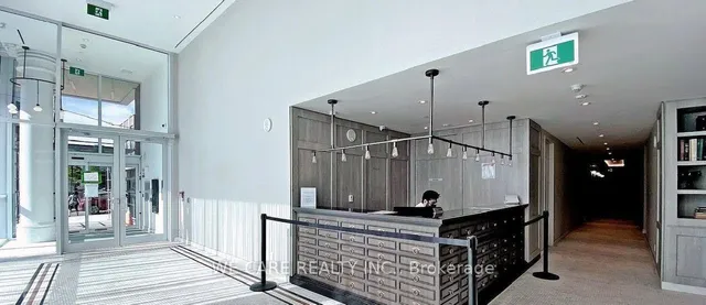 Additional image 17 of 33 Helendale Ave Unit 1407