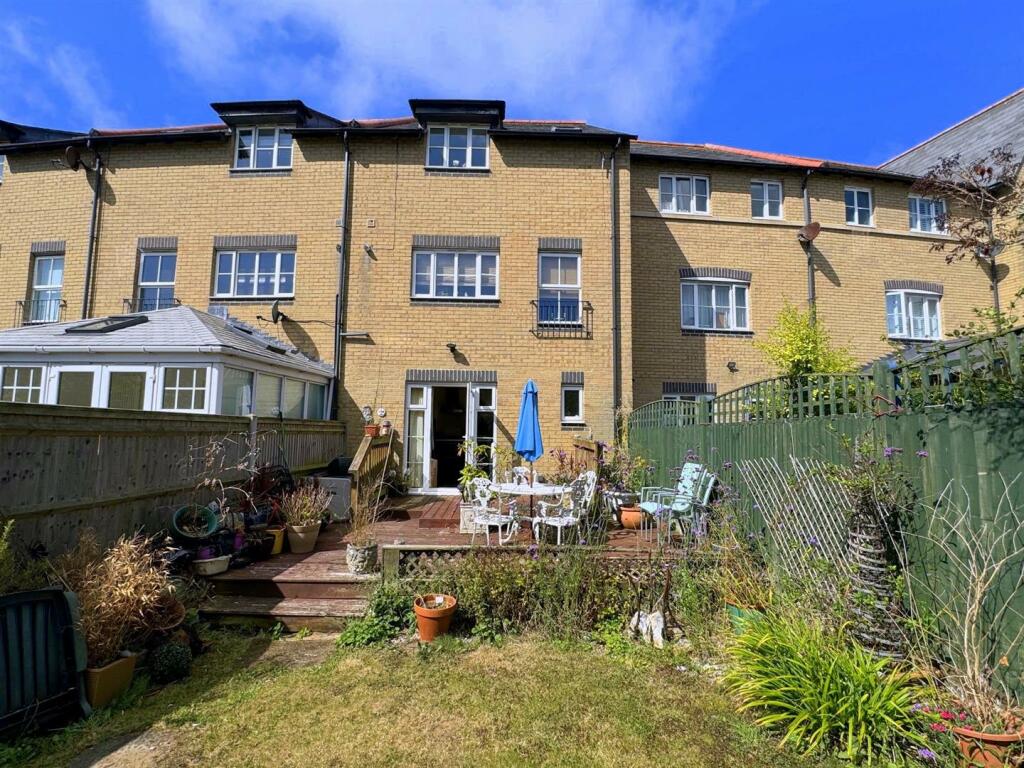 Additional image 10 of Admiralty Crescent, Sovereign Harbour, Eastbourne