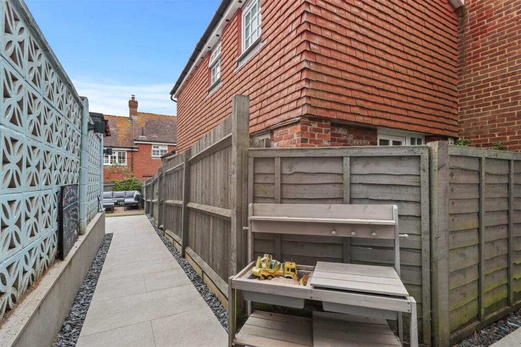 Additional image 27 of Wish Hill, Eastbourne