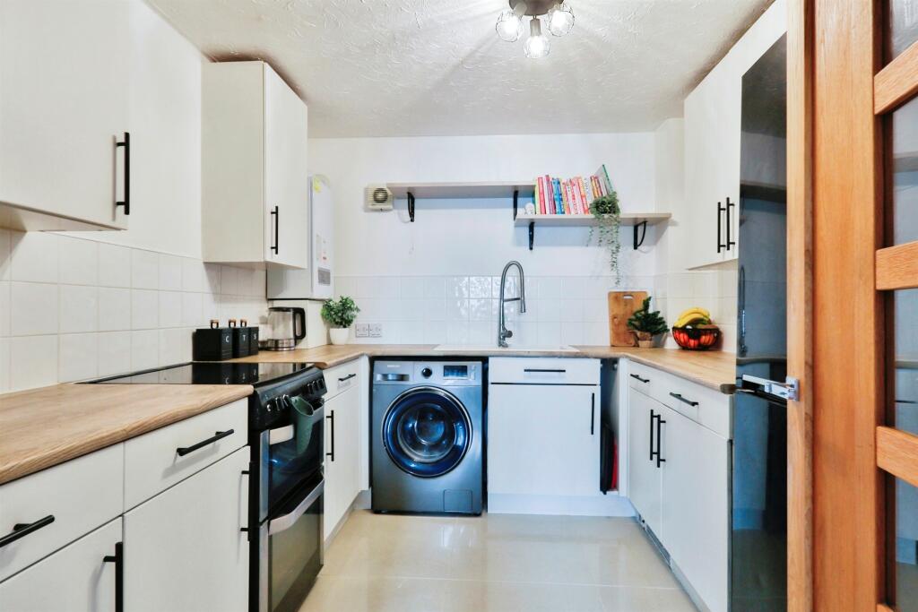 Additional image 9 of Chloe Gardens, Parkstone, Poole