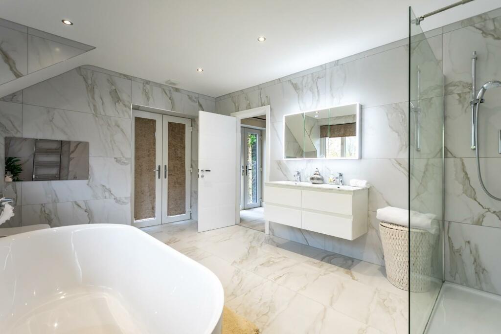 Additional image 18 of Manor Gardens, Bury