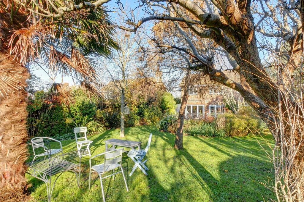 Additional image 40 of Tas Combe Way, Eastbourne, BN20