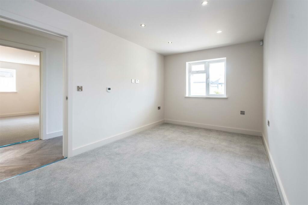 Additional image 11 of Woodlinken Drive, Verwood