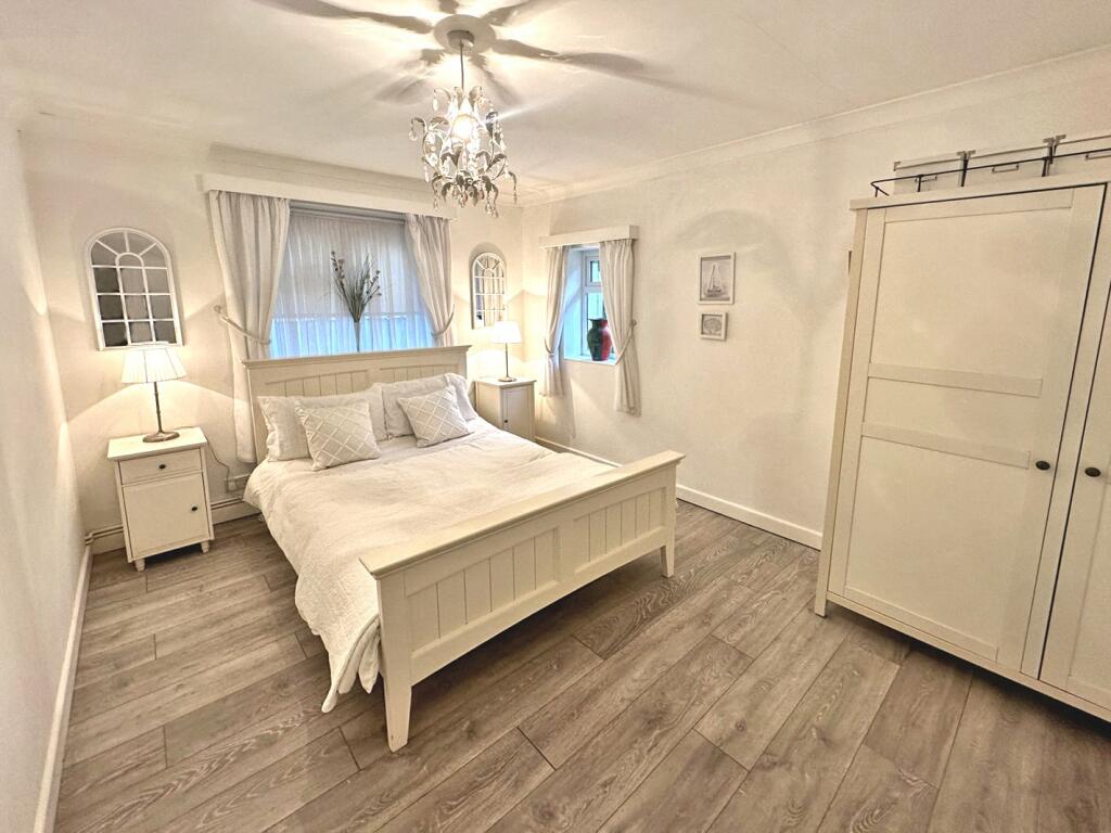 Additional image 15 of Dial Close, Bransgore, Christchurch, Hampshire, BH23