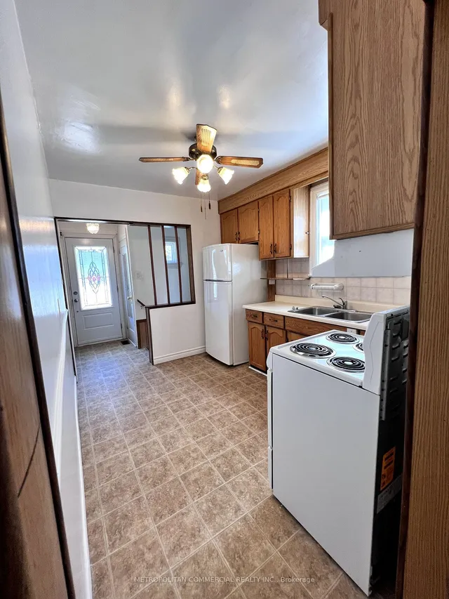 Additional image 5 of 2109 Lawrence Ave