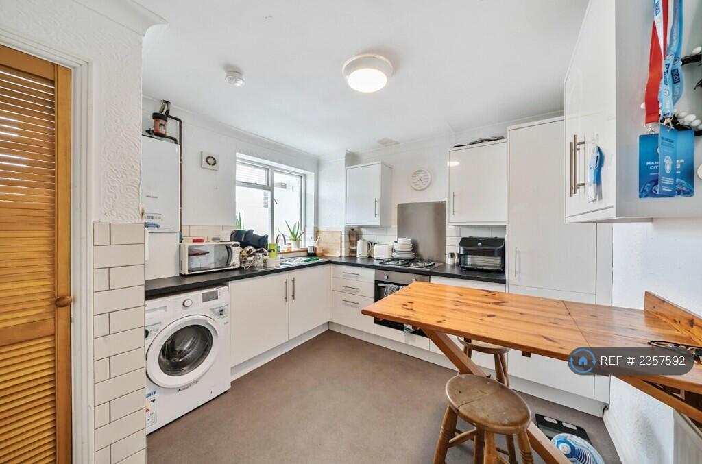 Additional image 5 of Meadway Court, Southwick, Brighton, BN42