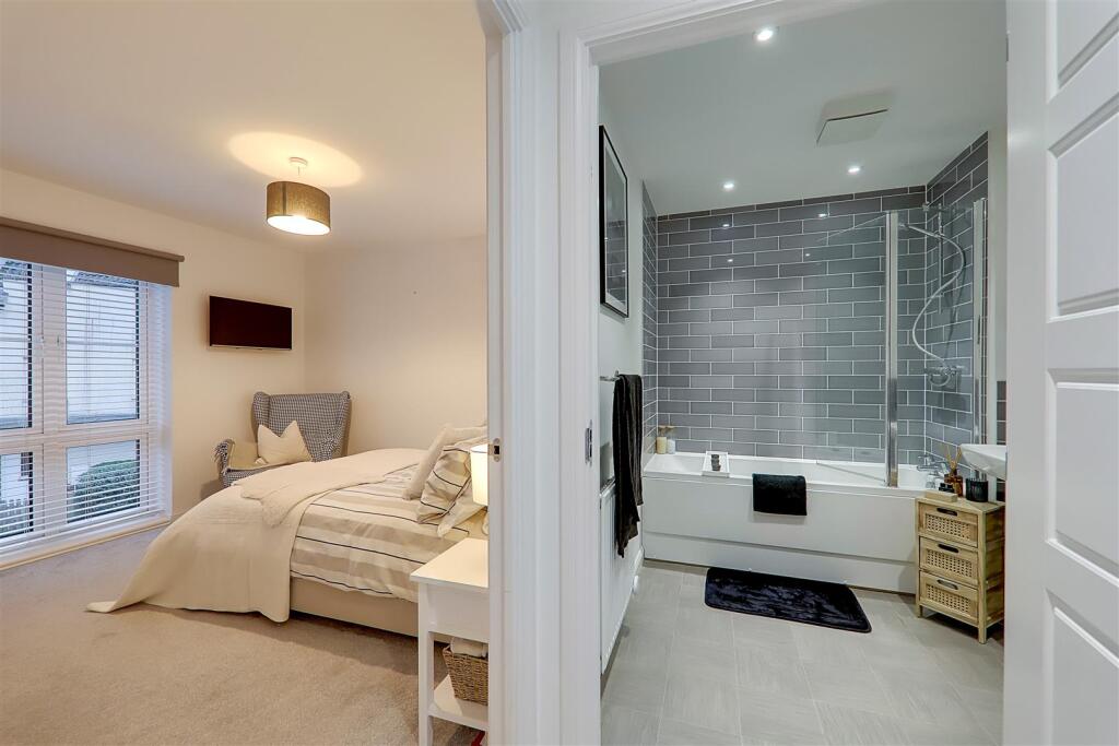 Additional image 16 of Cambrian Way, Worthing, BN13