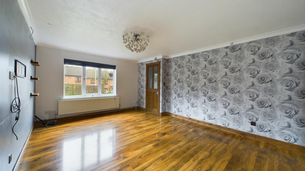 Additional image 3 of Glenroyd Avenue, Bradford, BD6