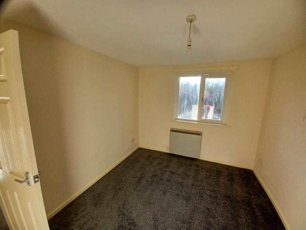 Additional image 3 of The Courtyard, Horton Bank Top, Bradford