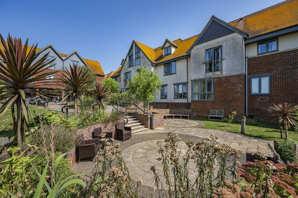 Additional image 15 of Sutton Avenue, Seaford