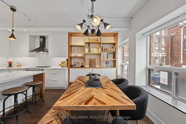 Additional image 6 of 326 Carlaw Ave Unit 106